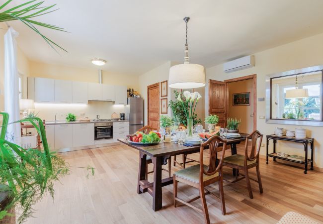 Villa in Lucca - Bassotta Cottage, a Charming Fairytale Villa in Lucca - Bassotta Cottage, a Charming Fairytale