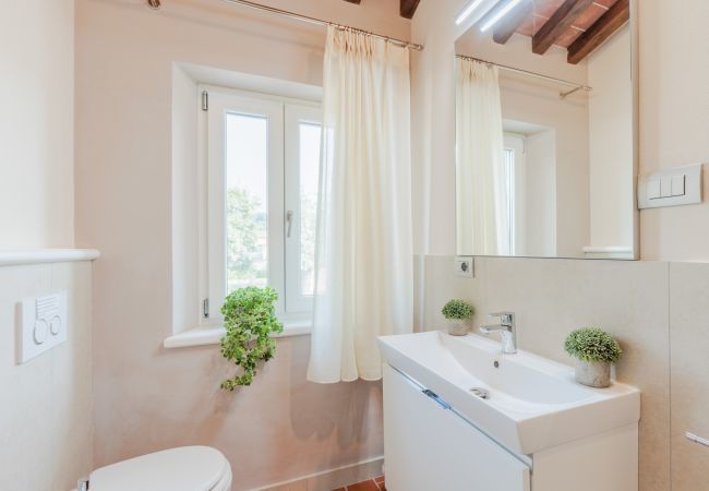 Villa in San Ginese - Nonno Giulivo Farmhouse, Tuscan Sanctuary Villa in San Ginese - Nonno Giulivo Farmhouse, Tuscan Sanctuary