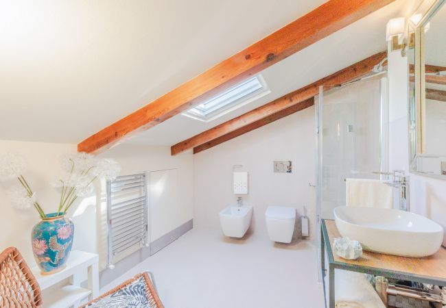 Apartment in Lucca - Casa Lucky, a Modern Lucca Penthouse Apartment in Lucca - Casa Lucky, a Modern Lucca Penthouse