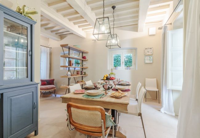 Apartment in Lucca - Vissi D'Arte, an Apartment with Garden Apartment in Lucca - Vissi D'Arte, an Apartment with Garden