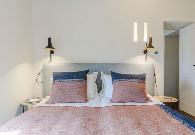 Villa in Lucca - Tramonto Farmhouse, Contemporary Tradition Villa in Lucca - Tramonto Farmhouse, Contemporary Tradition