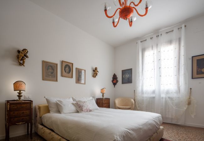 Apartment in Venice - Tiepolo Apartment in the Biennale District