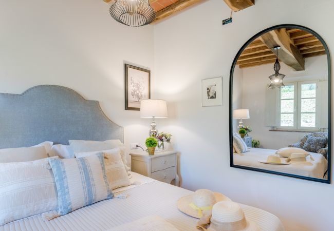 Apartment in San Gennaro - Casa Pinocchio at Borghetto Farmhouse Apartment in San Gennaro - Casa Pinocchio at Borghetto Farmhouse