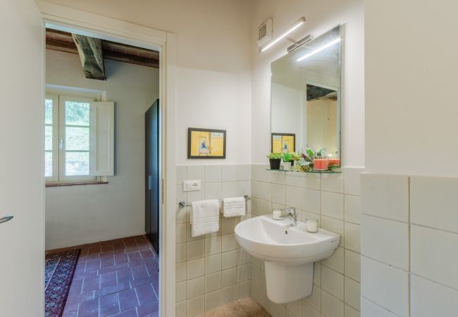 Apartment in San Gennaro - Casa Lucchese at Borghetto Farmhouse Apartment in San Gennaro - Casa Lucchese at Borghetto Farmhouse