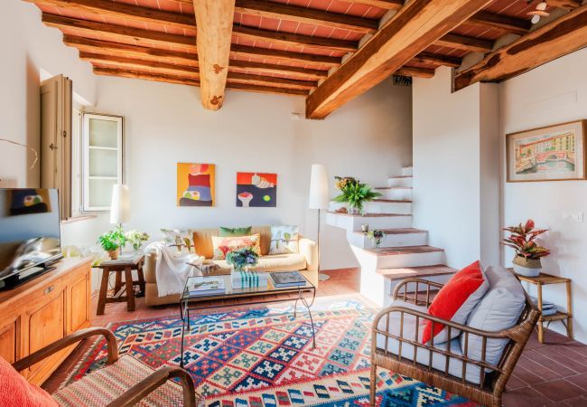 Apartment in San Gennaro - Casa Noscali at Borghetto Farmhouse Apartment in San Gennaro - Casa Noscali at Borghetto Farmhouse