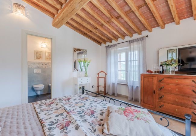 Villa in Pescaglia - Villa Grema Villa in Pescaglia - Villa Grema