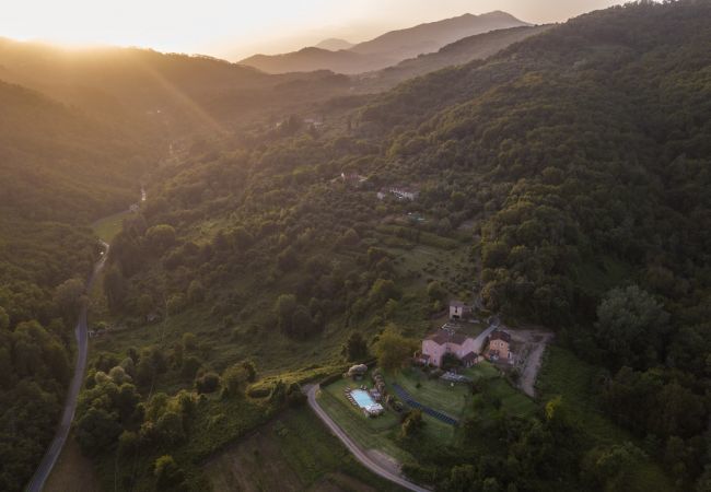 Villa in Lucca - Villa Francigena, a Luxury 10 bedroom Farmhouse Villa