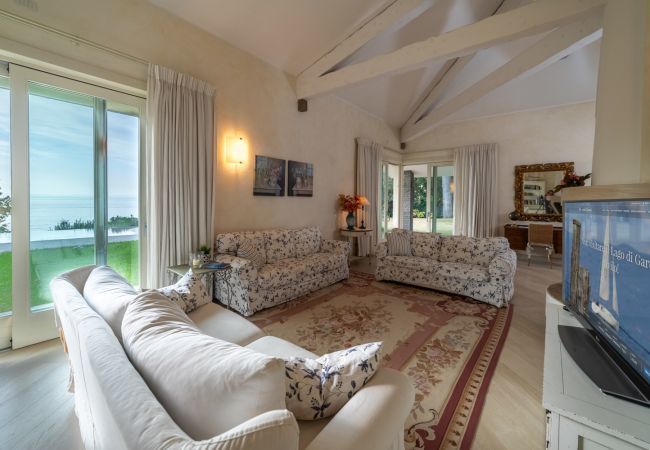 Villa in Bardolino - VILLA INFINITY Villa in Bardolino - VILLA INFINITY