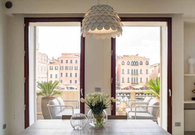 Apartment in Venice - Grand canal luxury apartment with terrace R&R