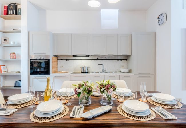 Apartment in Lucca - Georgia Penthouse Apartment in Lucca - Georgia Penthouse