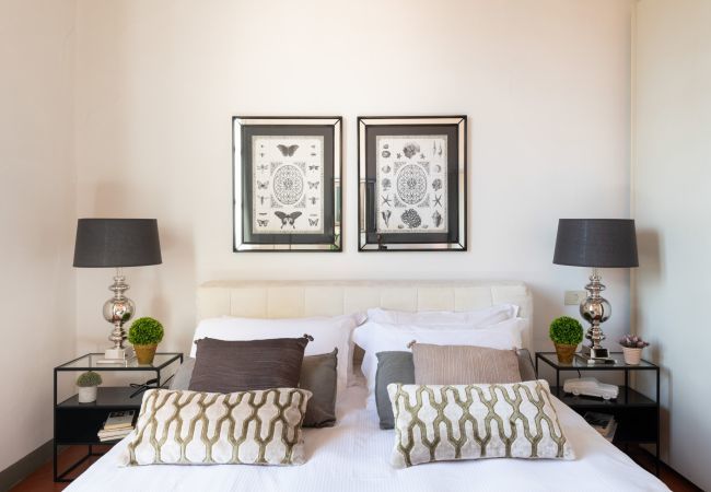 Apartment in Lucca - Georgia Penthouse Apartment in Lucca - Georgia Penthouse