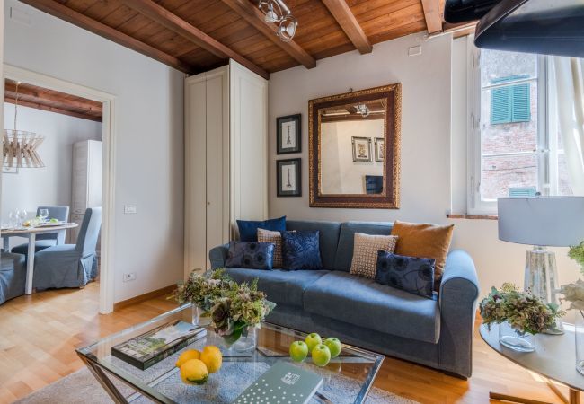 Apartment in Lucca - Castruccio's Heritage Haven Apartment in Lucca - Castruccio's Heritage Haven