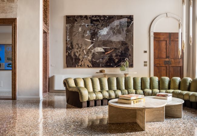 Apartment in Venezia - Noble Floor Art Apartment R&R Apartment in Venezia - Noble Floor Art Apartment R&R