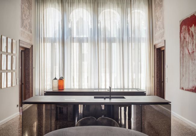 Apartment in Venezia - Noble Floor Art Apartment R&R Apartment in Venezia - Noble Floor Art Apartment R&R