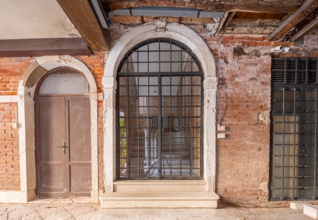 Apartment in Venezia - Noble Floor Art Apartment R&R Apartment in Venezia - Noble Floor Art Apartment R&R