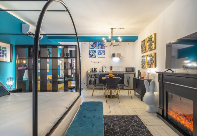 Apartment in Venezia - Ca' Petunia Art Apartment R&R