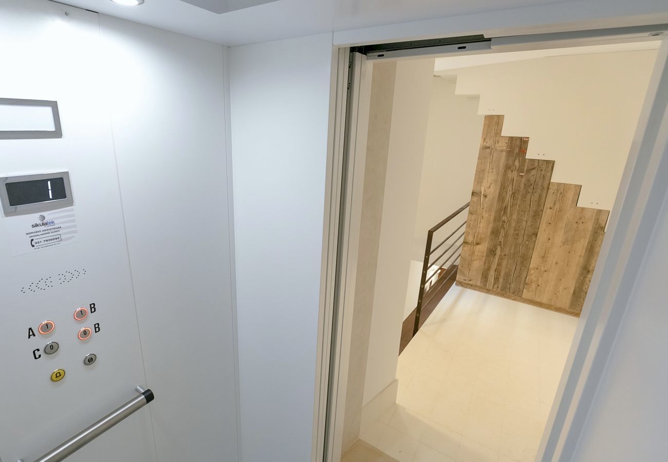 Apartment in Syracuse - Dione design apartments, two bedrooms and terrace