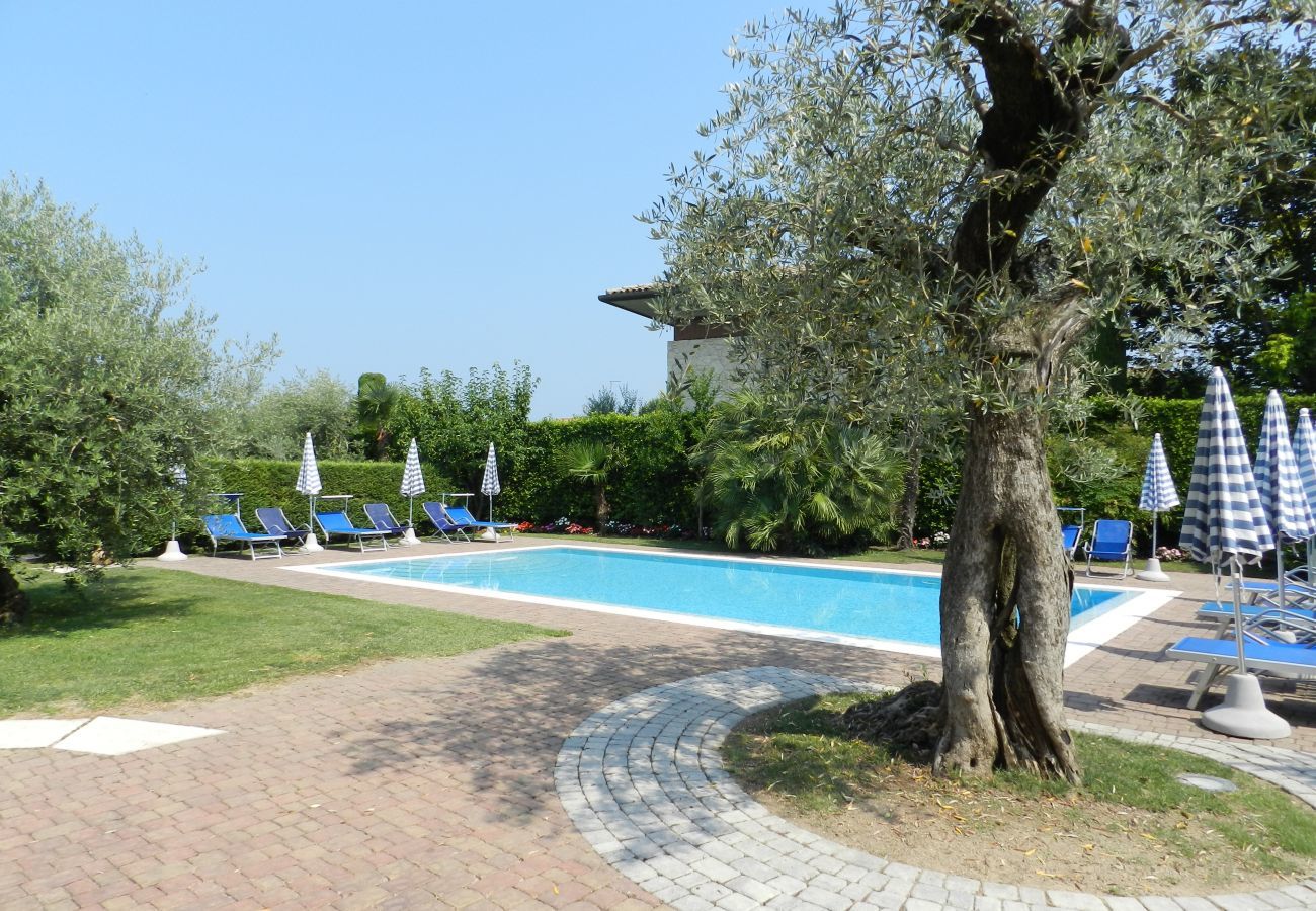 Residence in Lazise - Regarda – apartment ground floor Allegra apartment complex in Lazise with pool