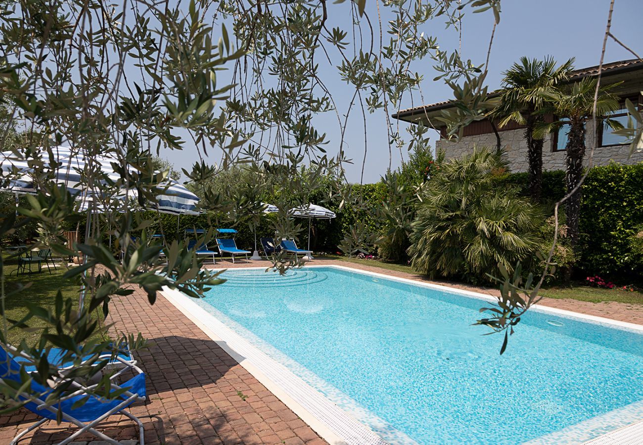 Residence in Lazise - Regarda – apartment ground floor Allegra apartment complex in Lazise with pool