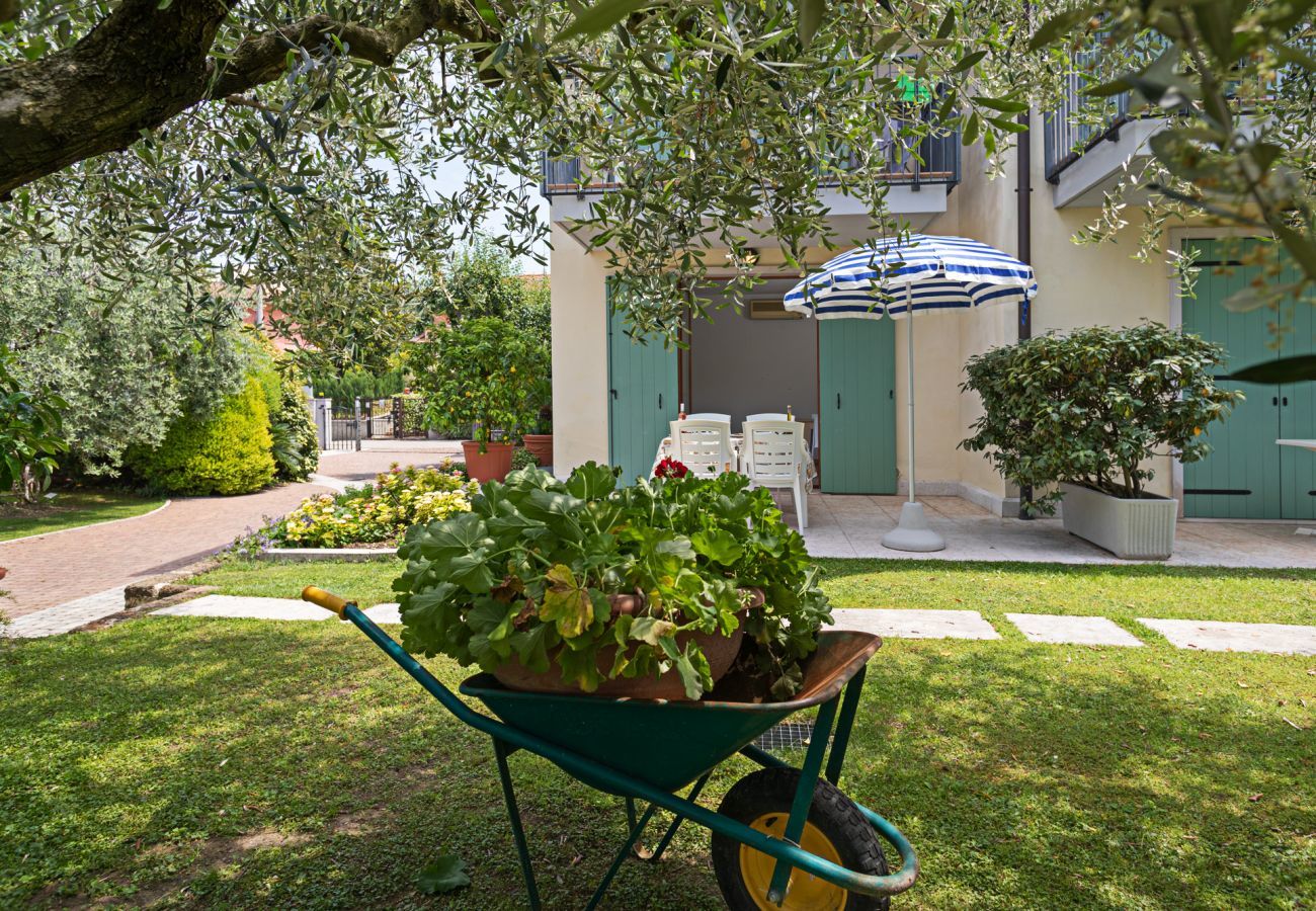 Residence in Lazise - Regarda – apartment ground floor Allegra apartment complex in Lazise with pool