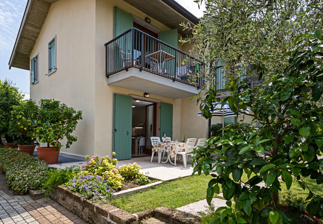 Residence in Lazise - Regarda – apartment ground floor Allegra apartment complex in Lazise with pool