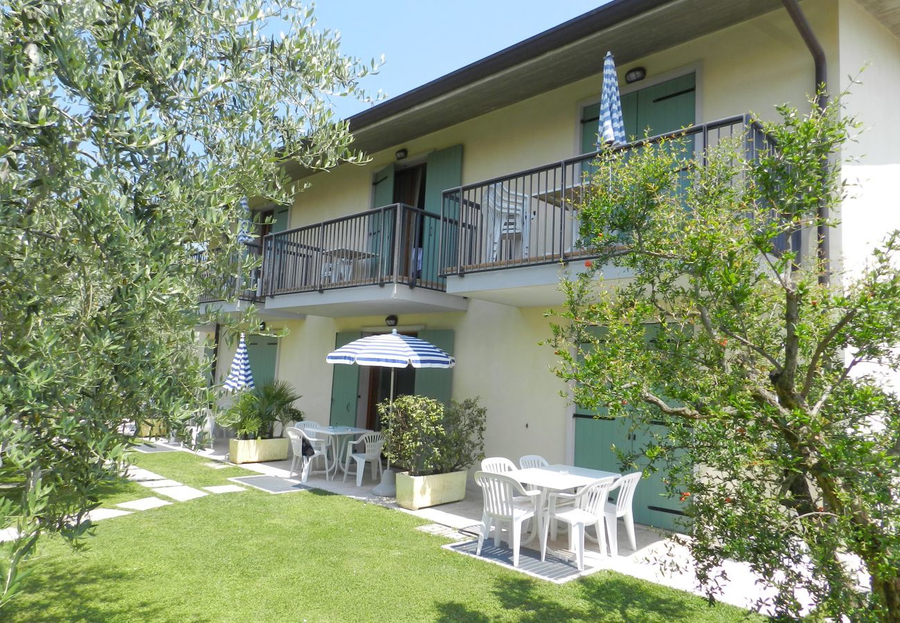 Residence in Lazise - Regarda – apartment first floor Residence Allegra in Lazise with pool