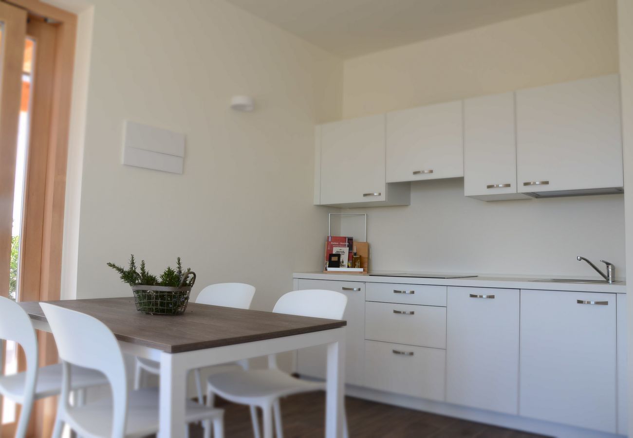 Farm stay in Bardolino - Quiet Tenuta in Bardolino in the vineyards with pool,  wifi and airco