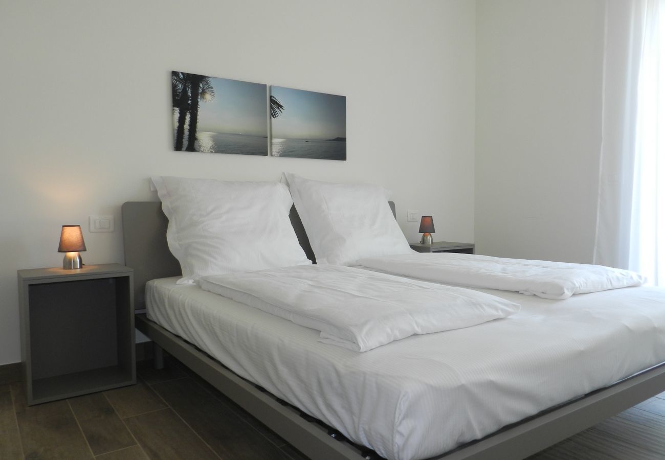 Farm stay in Bardolino - Quiet Tenuta in Bardolino in the vineyards with pool,  wifi and airco