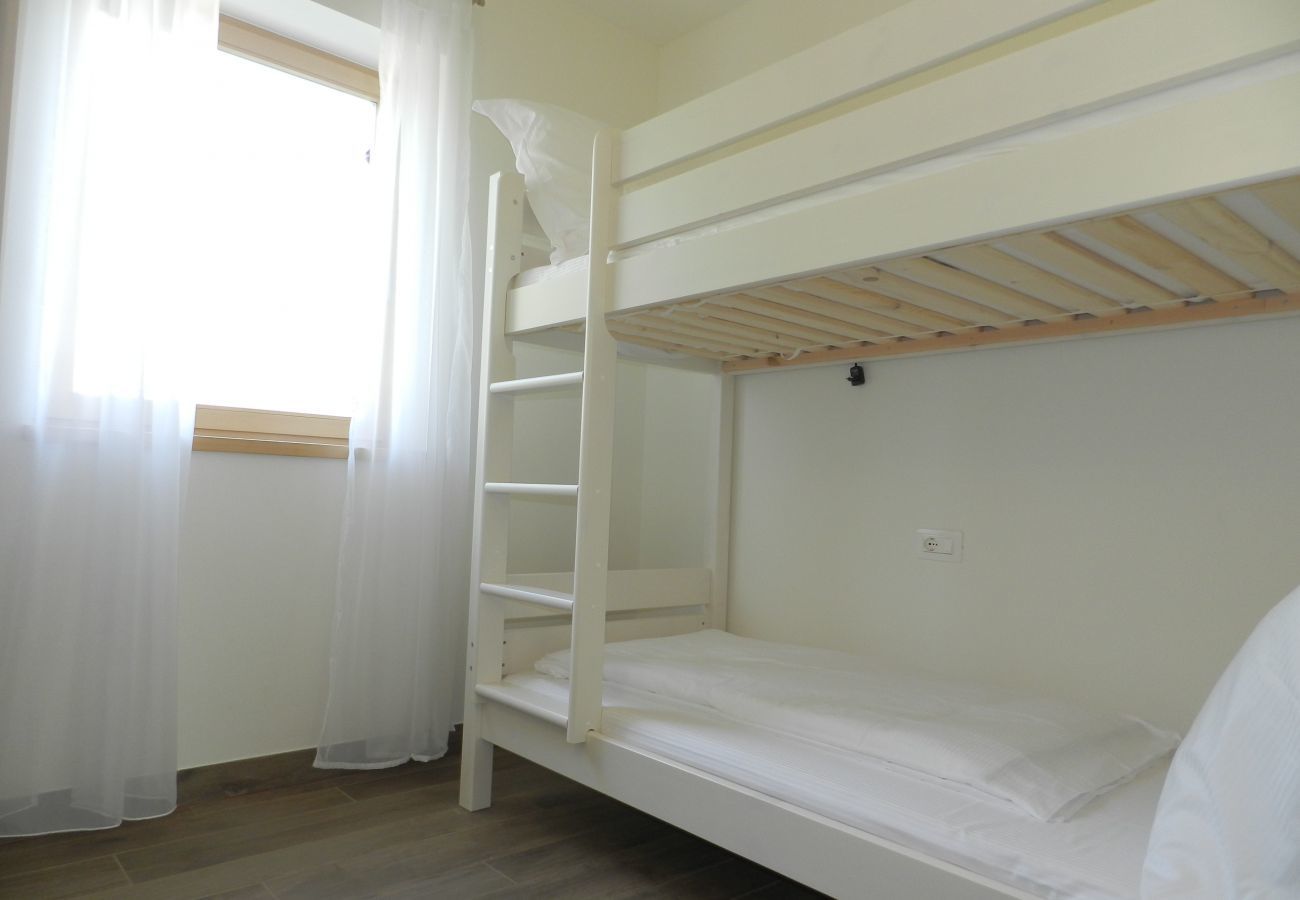 Farm stay in Bardolino - Quiet Tenuta in Bardolino in the vineyards with pool,  wifi and airco