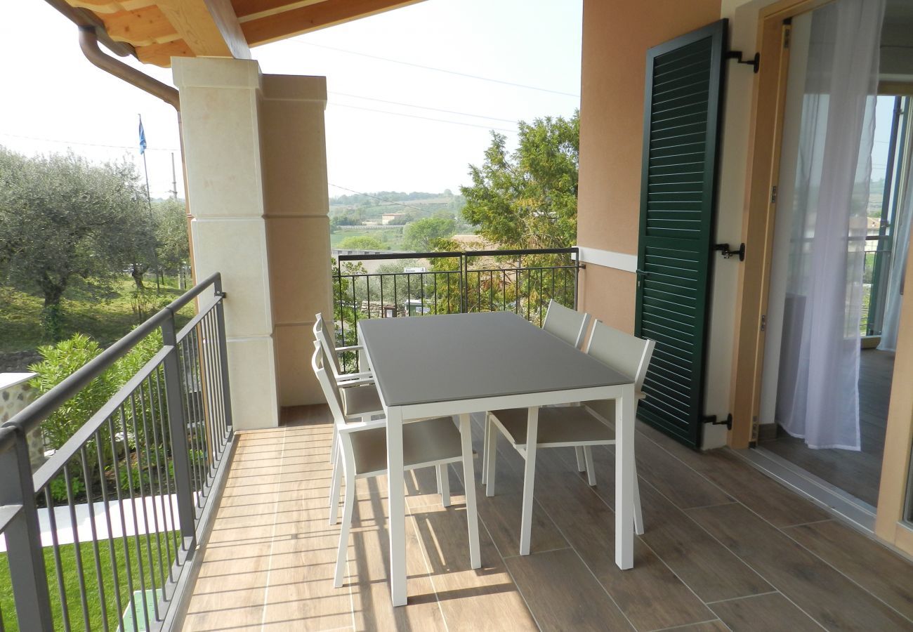 Farm stay in Bardolino - Quiet Tenuta in Bardolino in the vineyards with pool,  wifi and airco