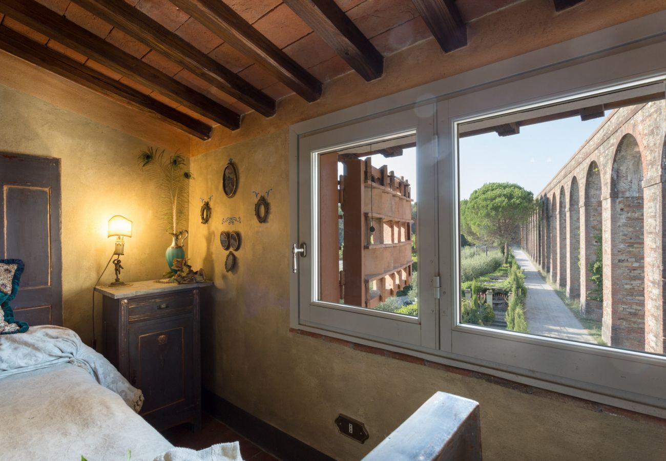 Villa in Capannori - LA DIMORA DEI CONTI: Indulge in a Country Farmhouse Apartment with Jacuzzi Facing the Town!