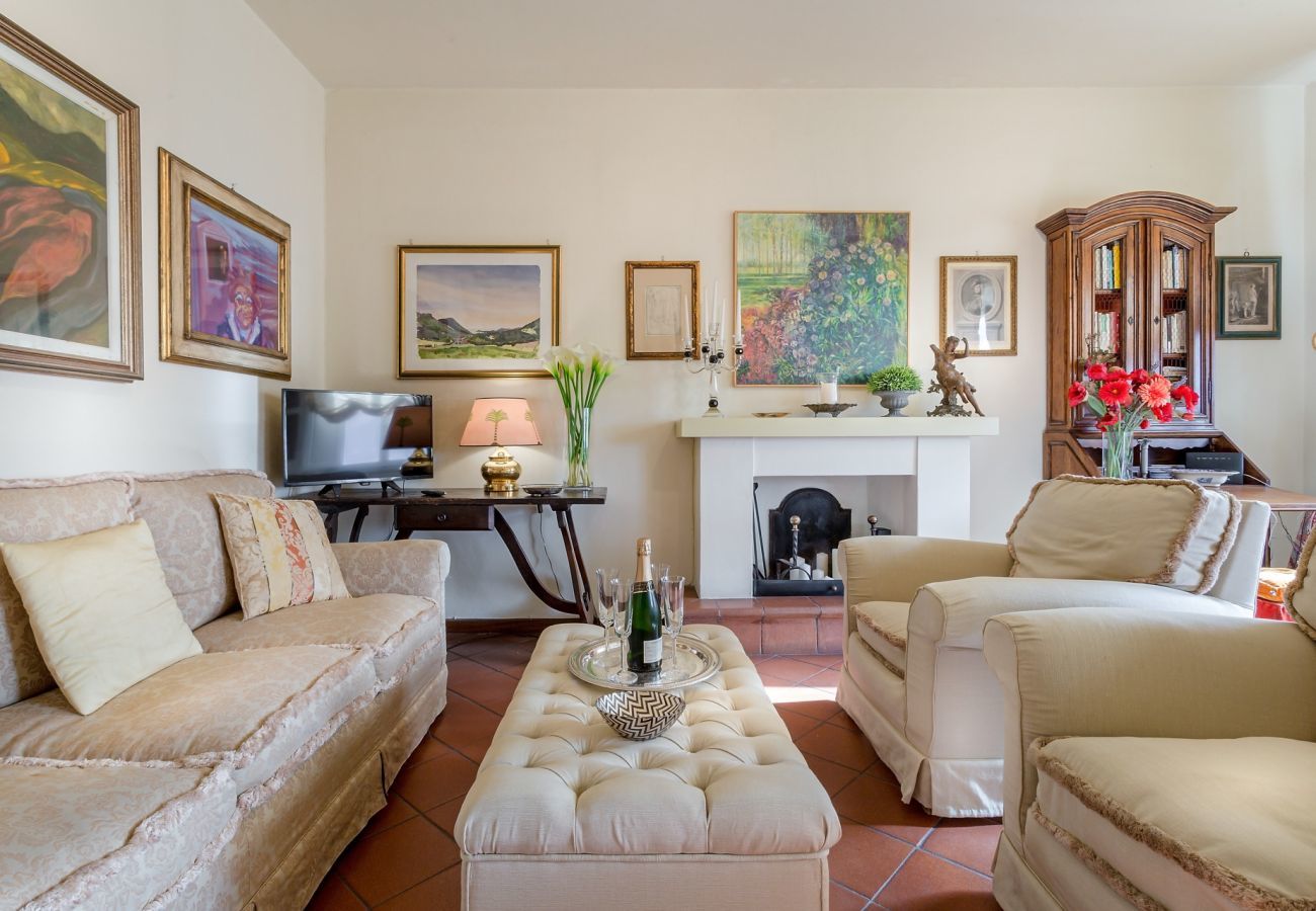 Apartment in Lucca - Casa Emy