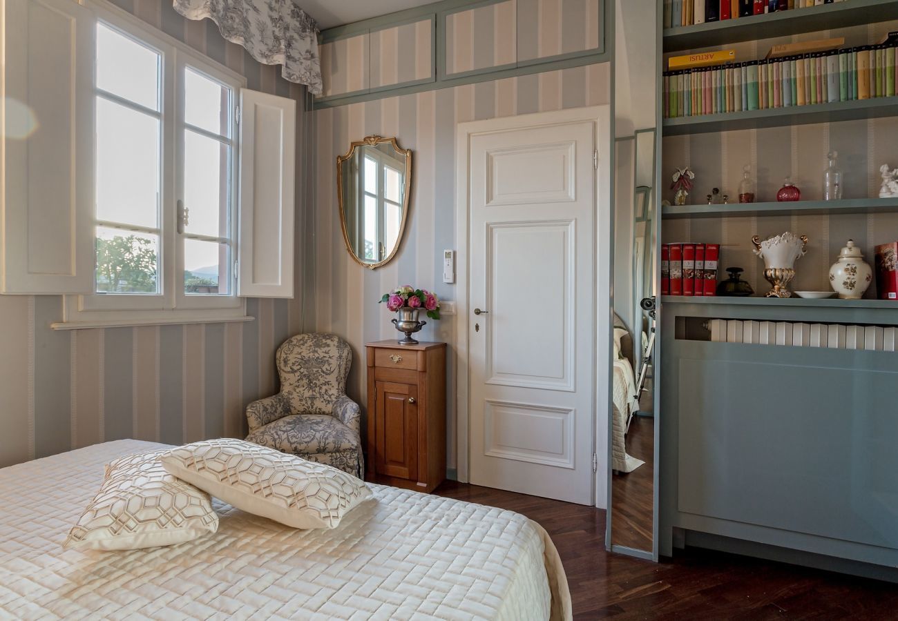 Apartment in Lucca - Casa Emy