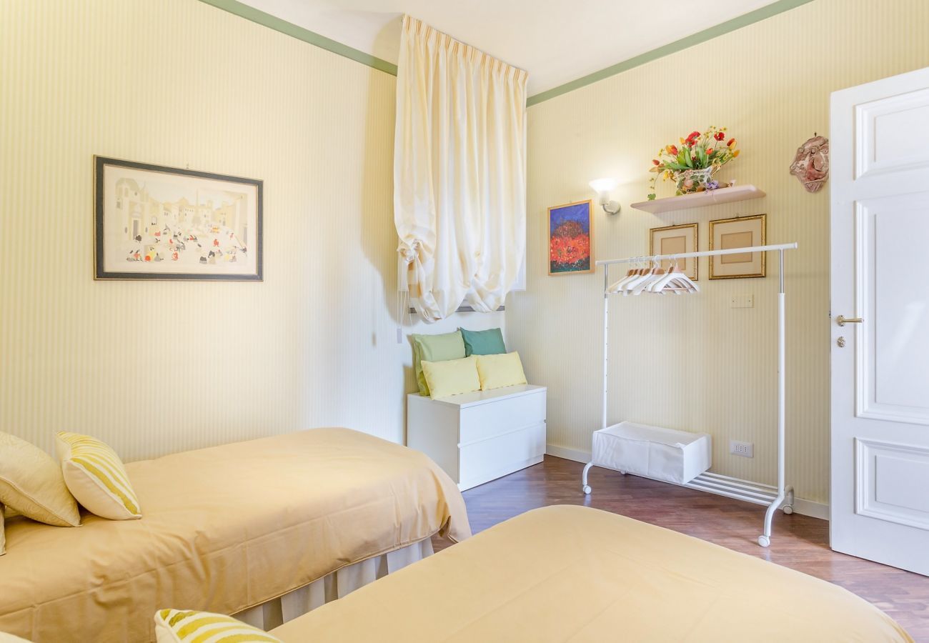 Apartment in Lucca - Casa Emy