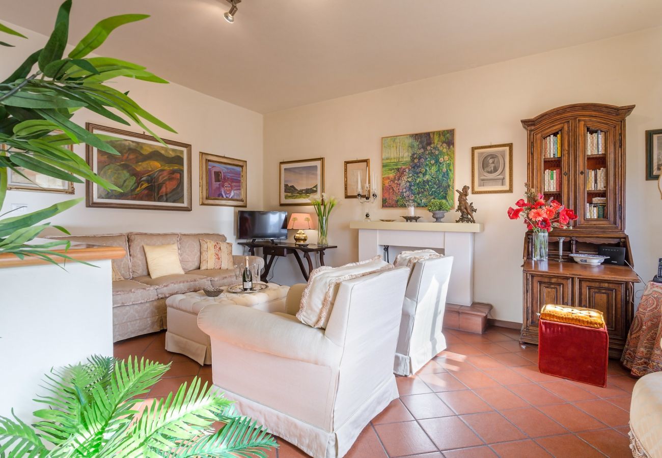 Apartment in Lucca - Casa Emy