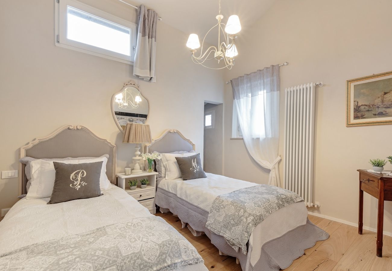 Apartment in Lucca - Casa Uccellini