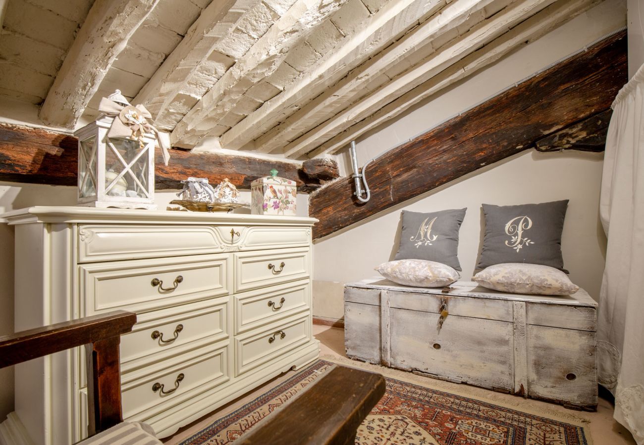 Apartment in Lucca - Casa Uccellini