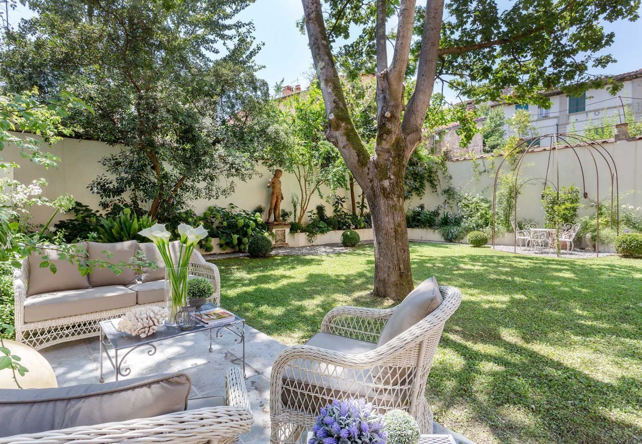 Apartment in Lucca - La Casina