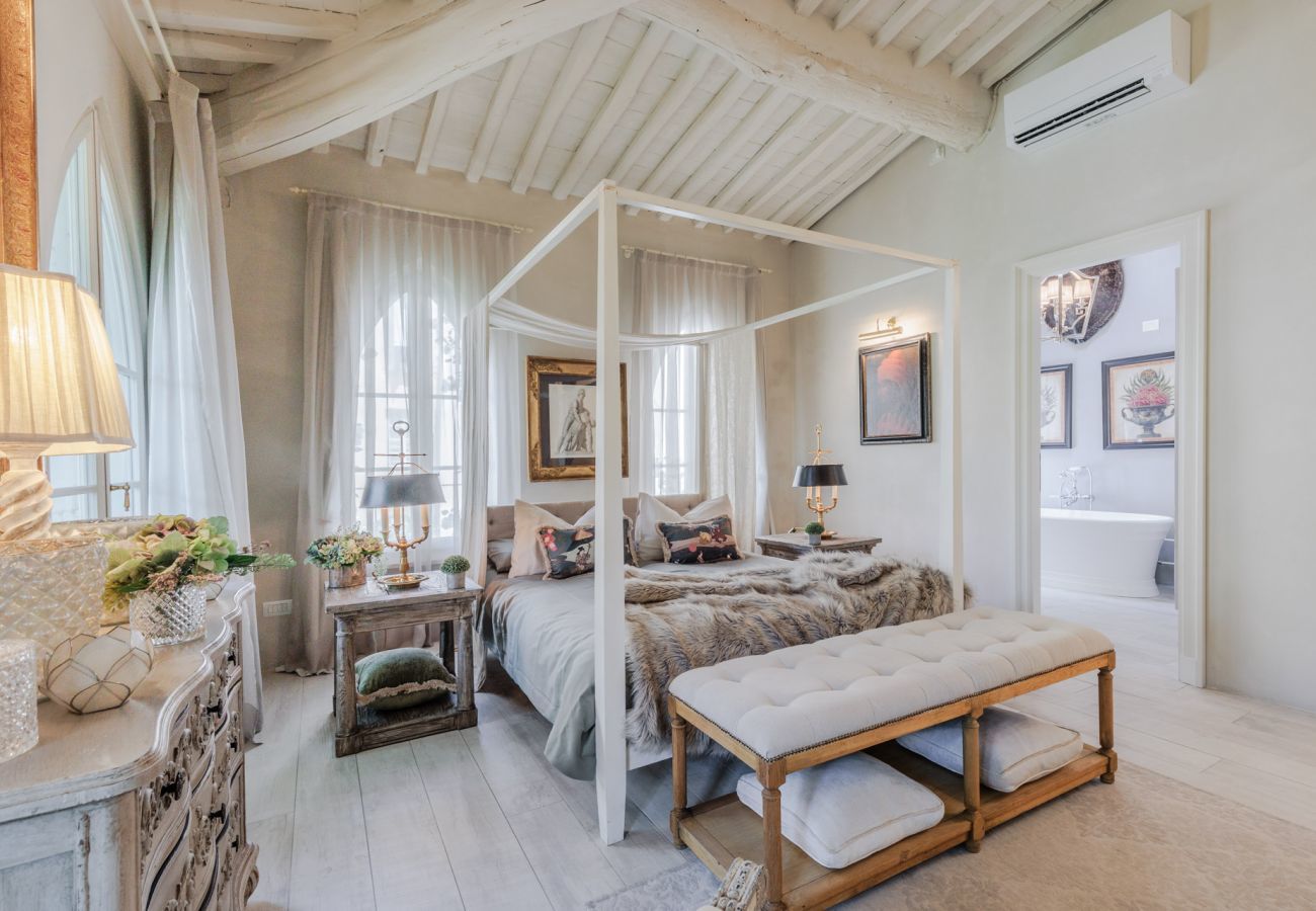 Apartment in Lucca - La Casina
