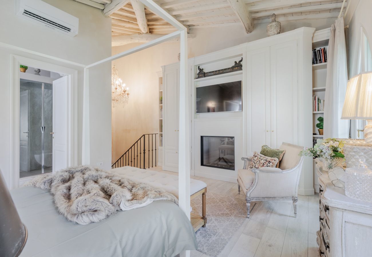 Apartment in Lucca - La Casina