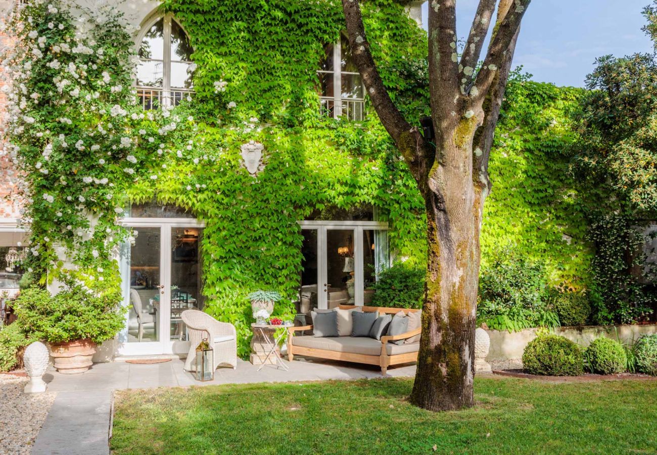 Apartment in Lucca - La Casina
