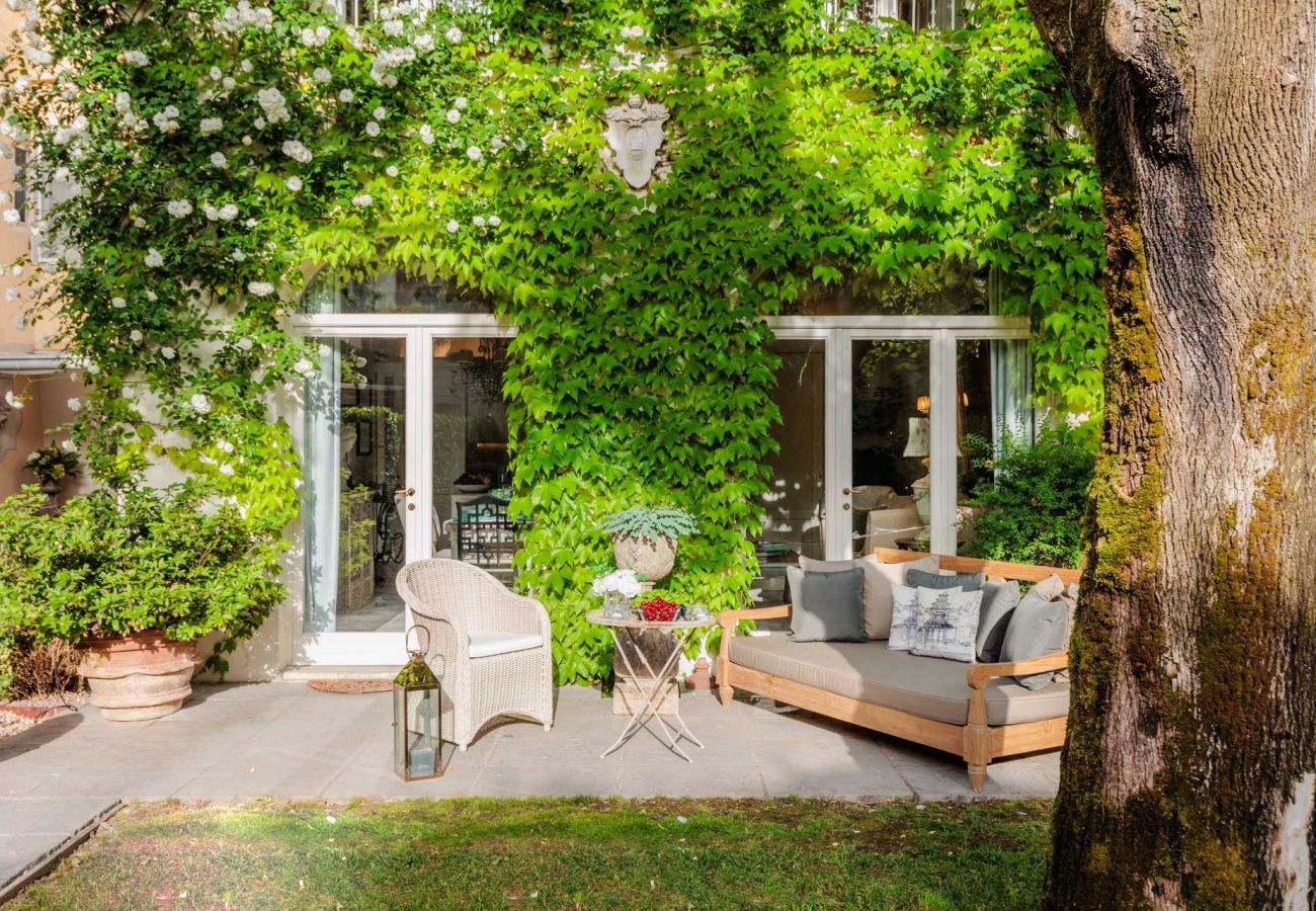 Apartment in Lucca - La Casina