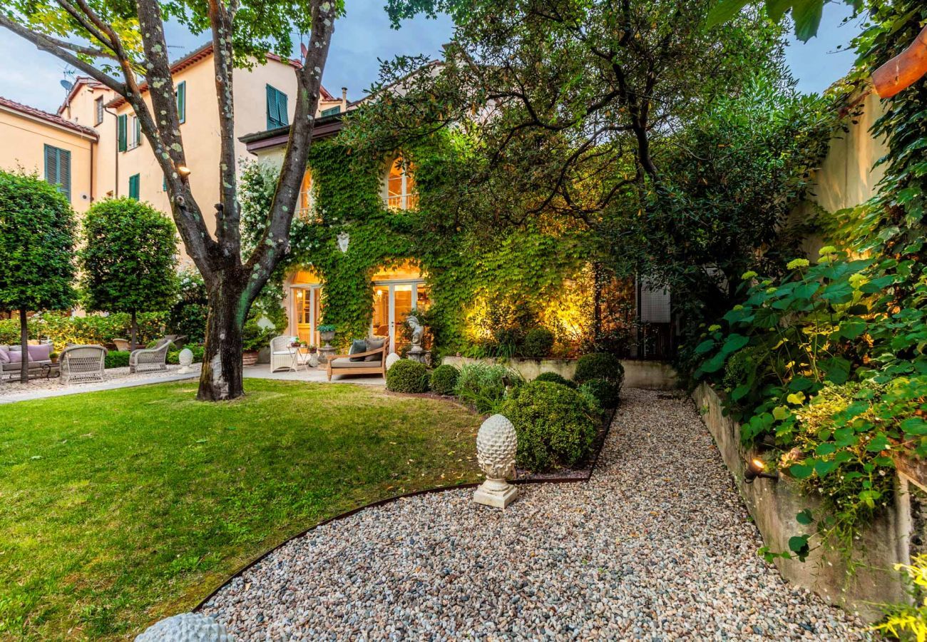 Apartment in Lucca - La Casina