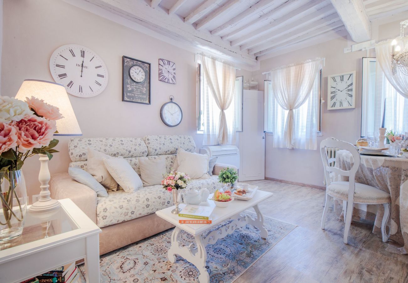 Apartment in Lucca - Casa Monique