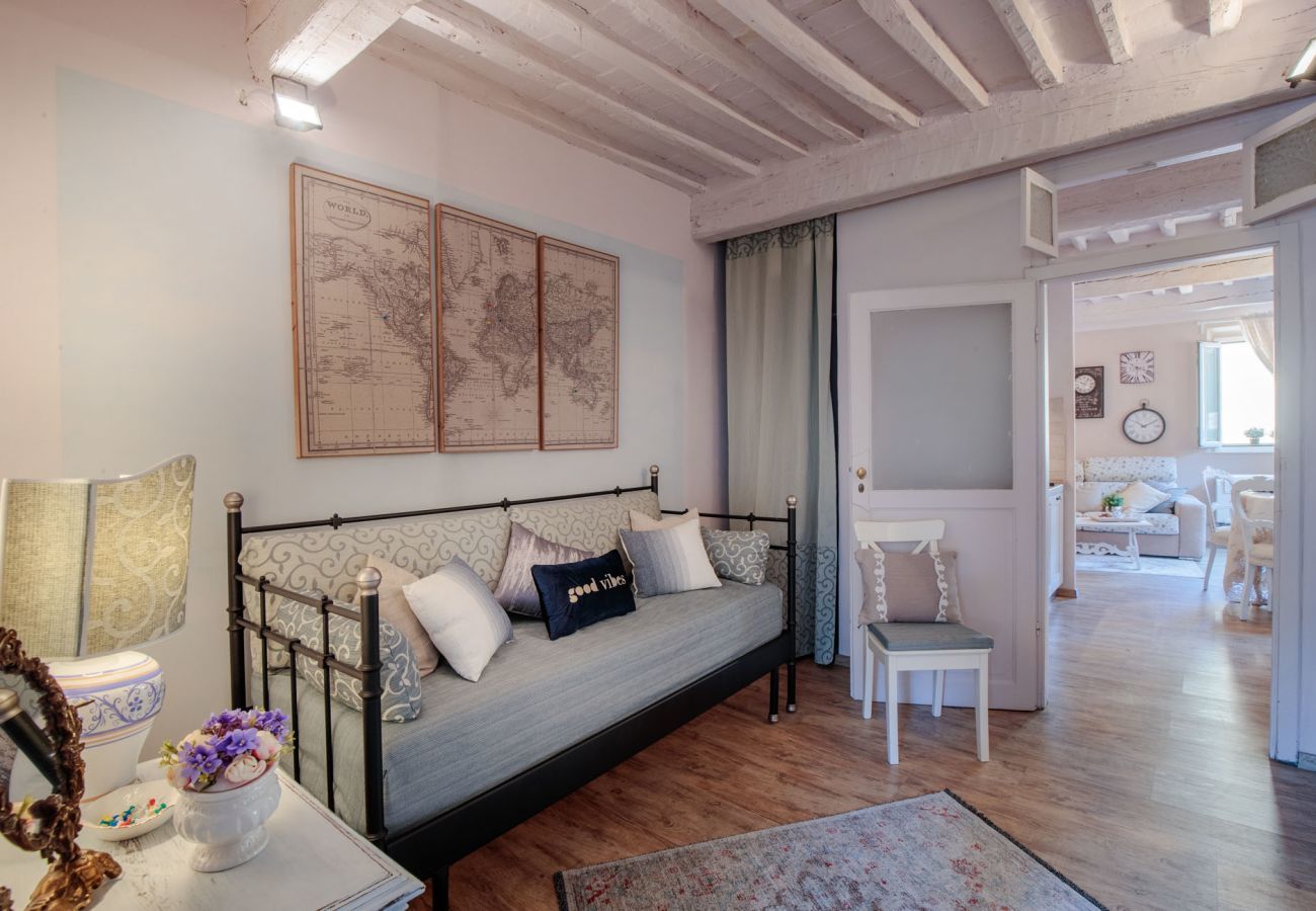 Apartment in Lucca - Casa Monique