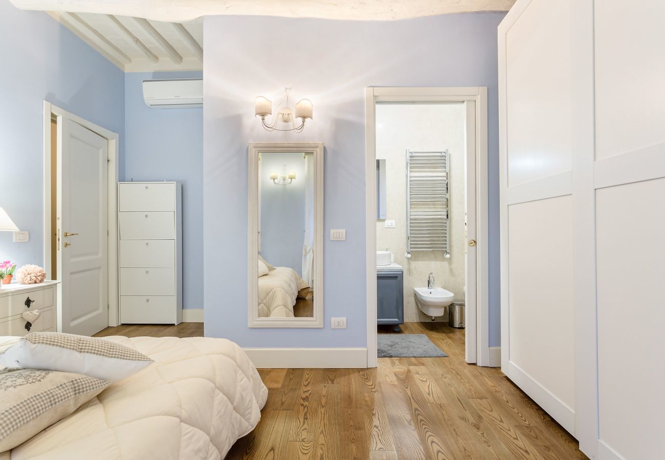 Apartment in Lucca - Casa Raffa