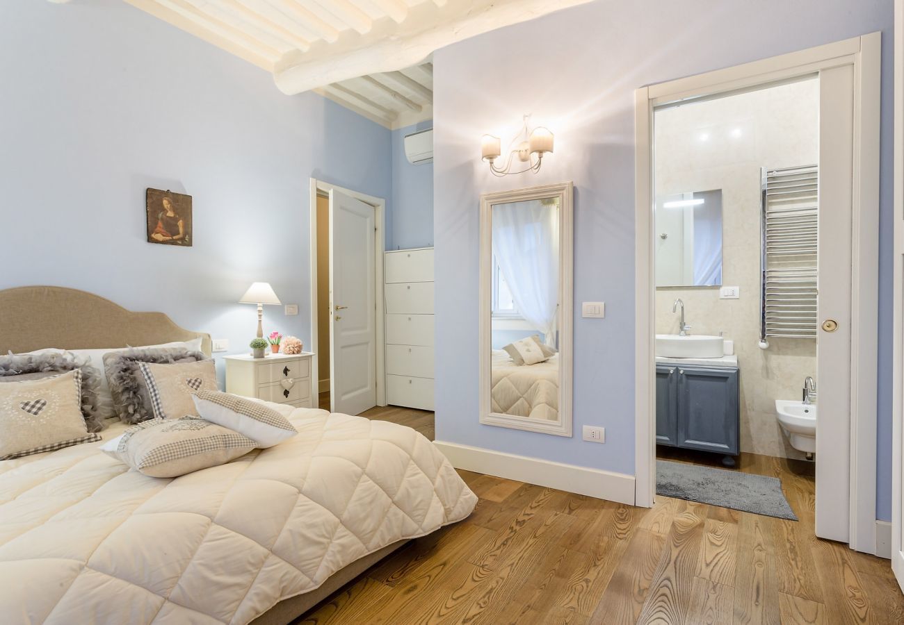 Apartment in Lucca - Casa Raffa