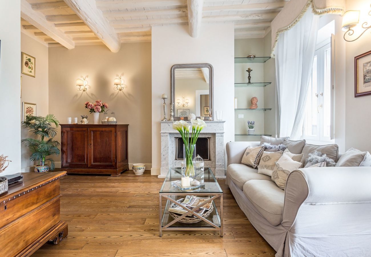 Apartment in Lucca - Casa Raffa