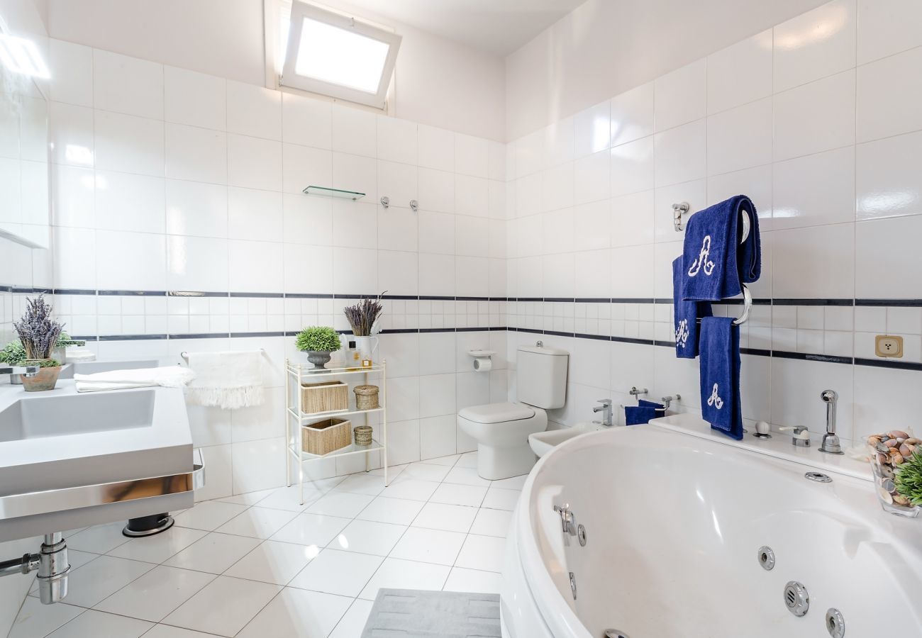 Villa in Lucca - VILLA RESIDENZA 4 bedrooms with parking in Lucca