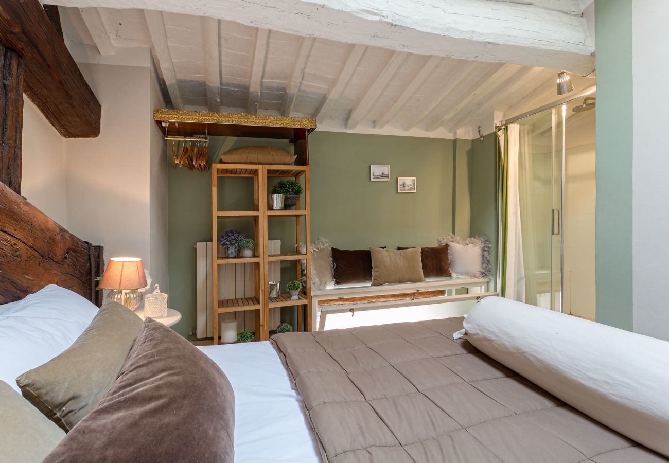 Apartment in Lucca - Casa Margherita Residenze Seicento